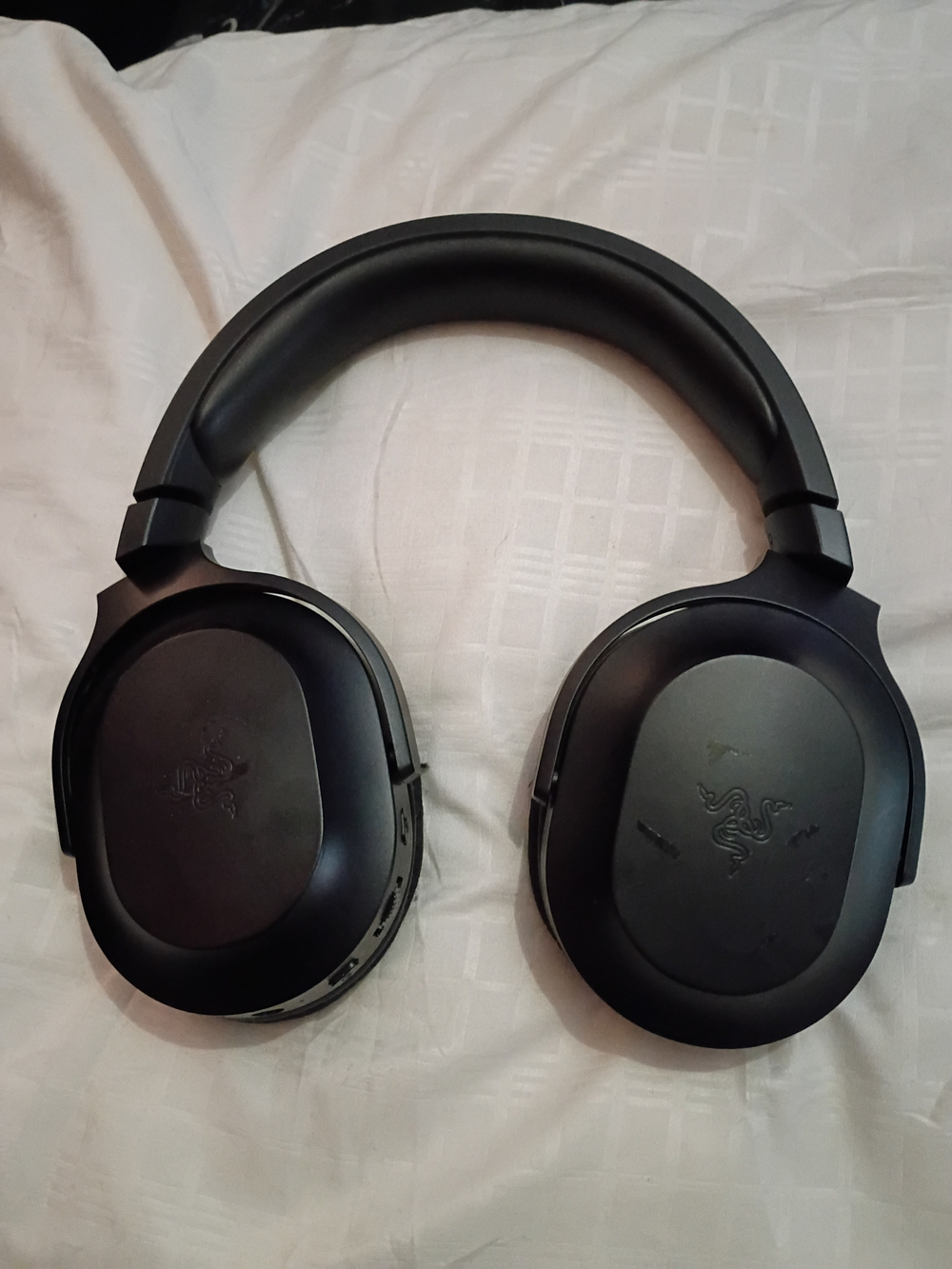 Razer Black Over-Ear Wireless Gaming Headphones